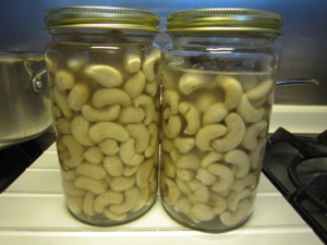 soaking cashews